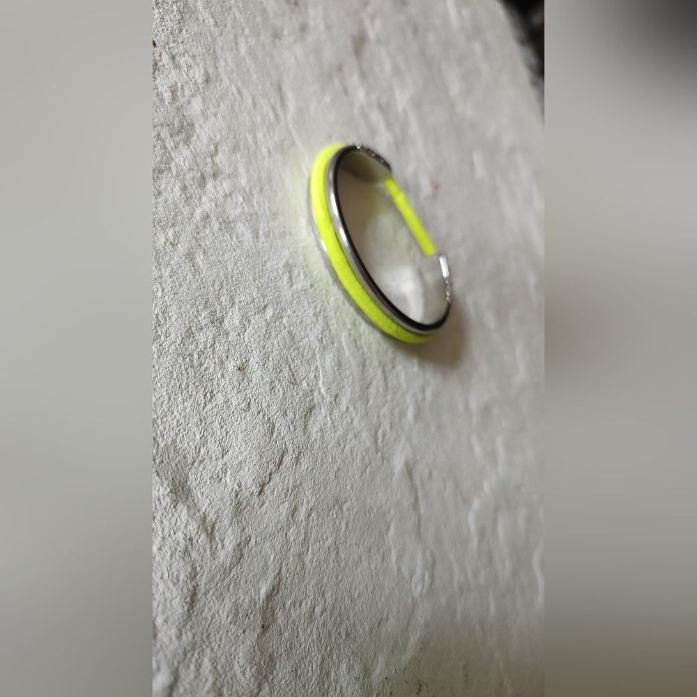 Hairtie Bracelet Holder